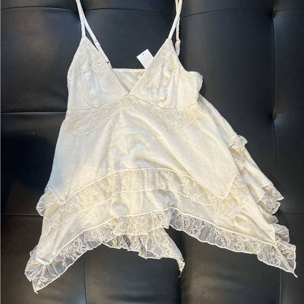 Kimchi Blue Cream Lace Tank Top